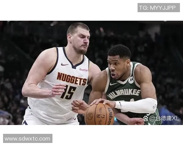 掘金与湖人霍华德的对决解析：谁能在季后赛中占据上风