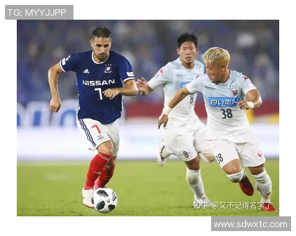 札幌冈萨多迎战横滨FC争夺联赛关键三分的激烈对决