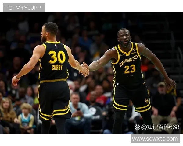 黄蜂与热火季后赛第四场激战回顾与精彩瞬间盘点 黄蜂与热火季后赛第四场激战回顾与精彩瞬间盘点